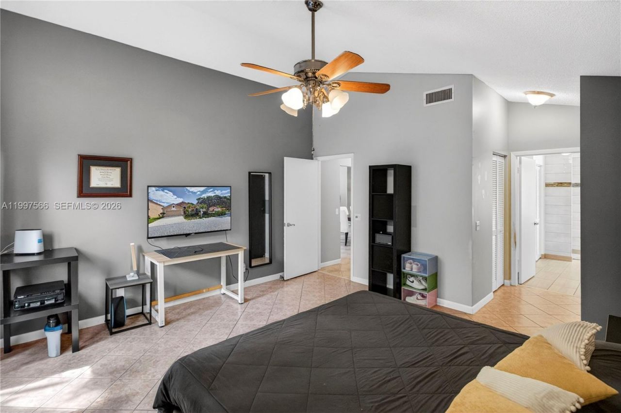 290 NW 116th Ter, Coral Springs, FL 33071 Photo