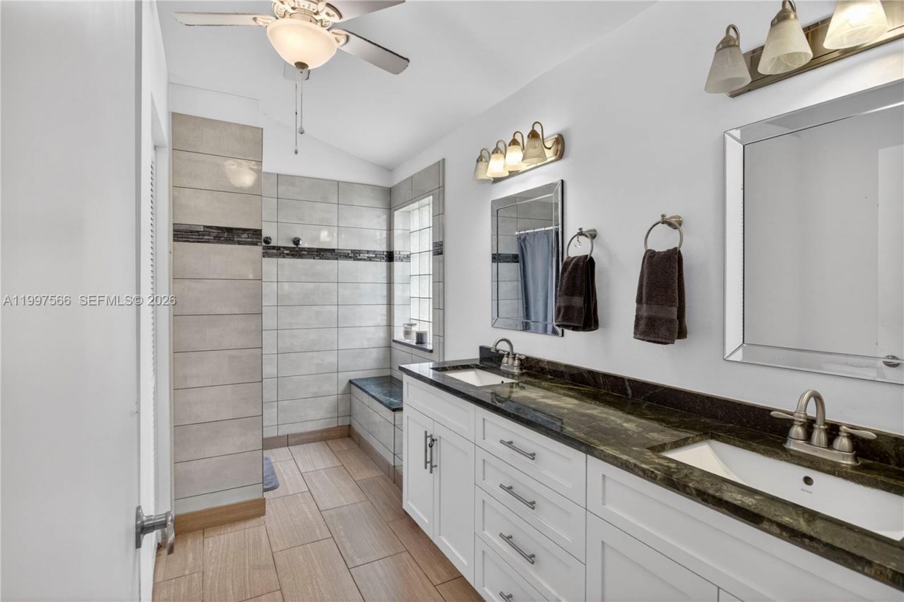 290 NW 116th Ter, Coral Springs, FL 33071 Photo