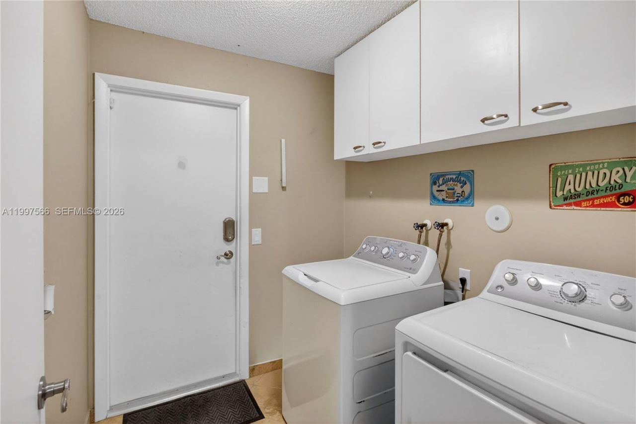 290 NW 116th Ter, Coral Springs, FL 33071 Photo