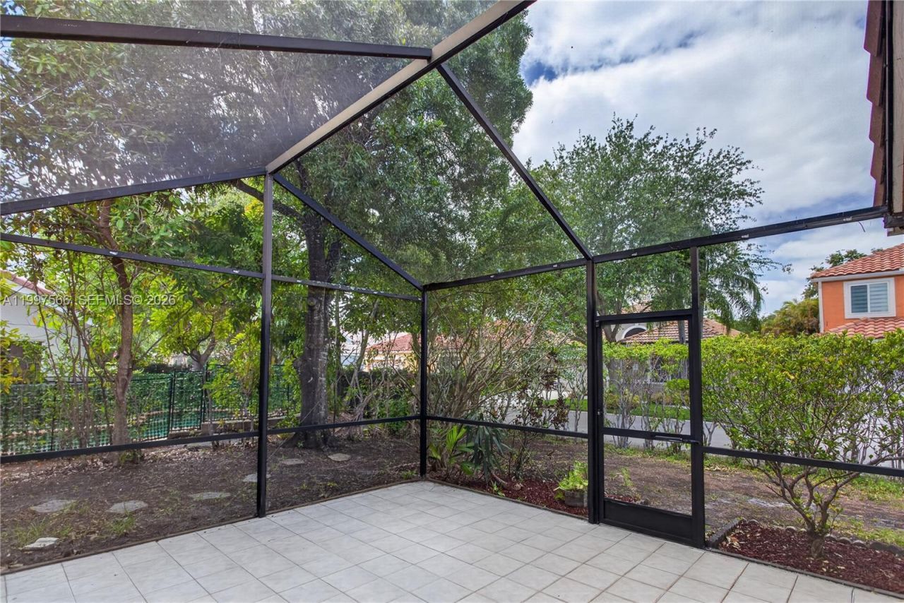 290 NW 116th Ter, Coral Springs, FL 33071 Photo