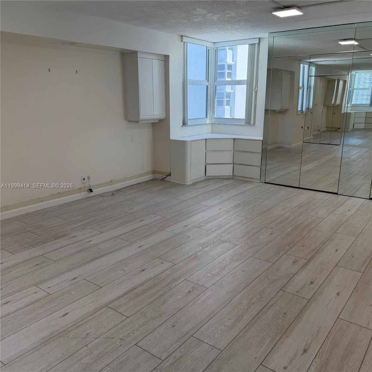 1880 S Ocean Dr, Unit TS706, Hallandale Beach, FL 33009 Photo