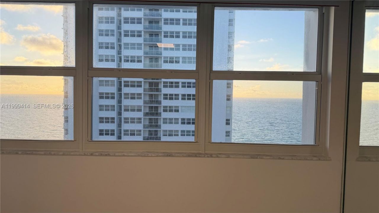 1880 S Ocean Dr, Unit TS706, Hallandale Beach, FL 33009 Photo