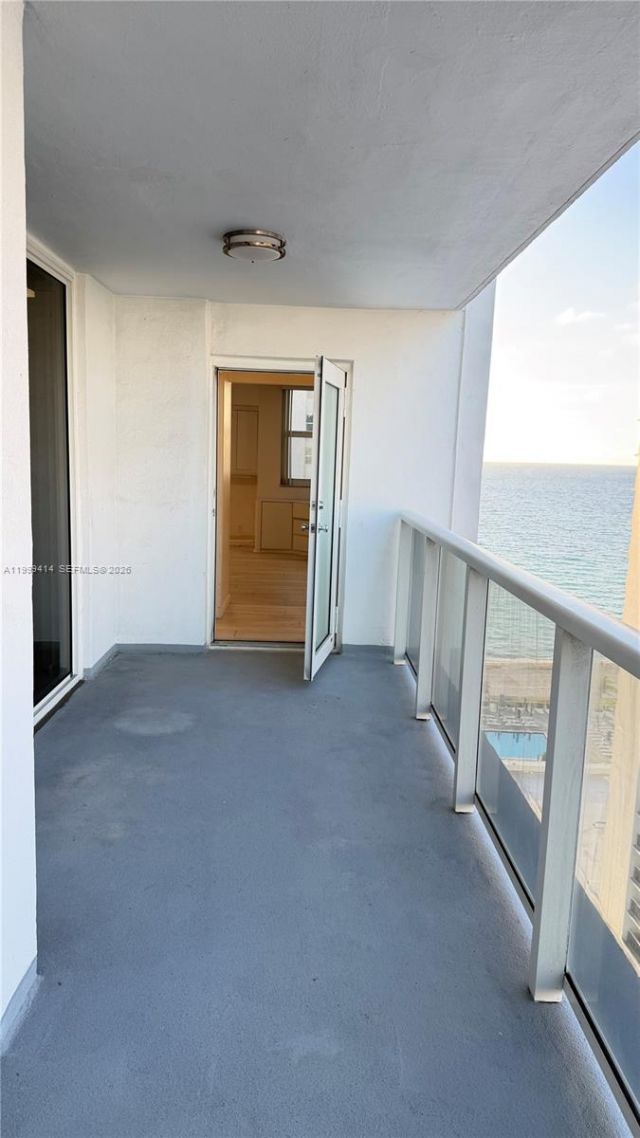 1880 S Ocean Dr, Unit TS706, Hallandale Beach, FL 33009 Photo