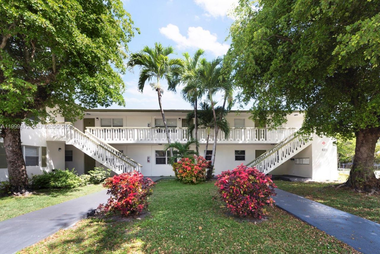 1429 SW 9th St, Unit 4, Fort Lauderdale, FL 33312 Photo