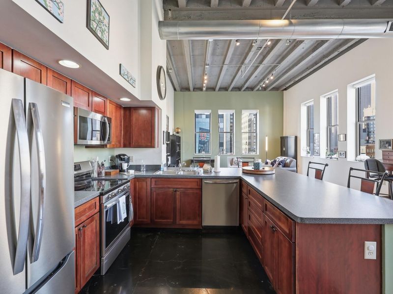 110 N 3rd , Unit 601, Columbus, OH 43215 Photo 8