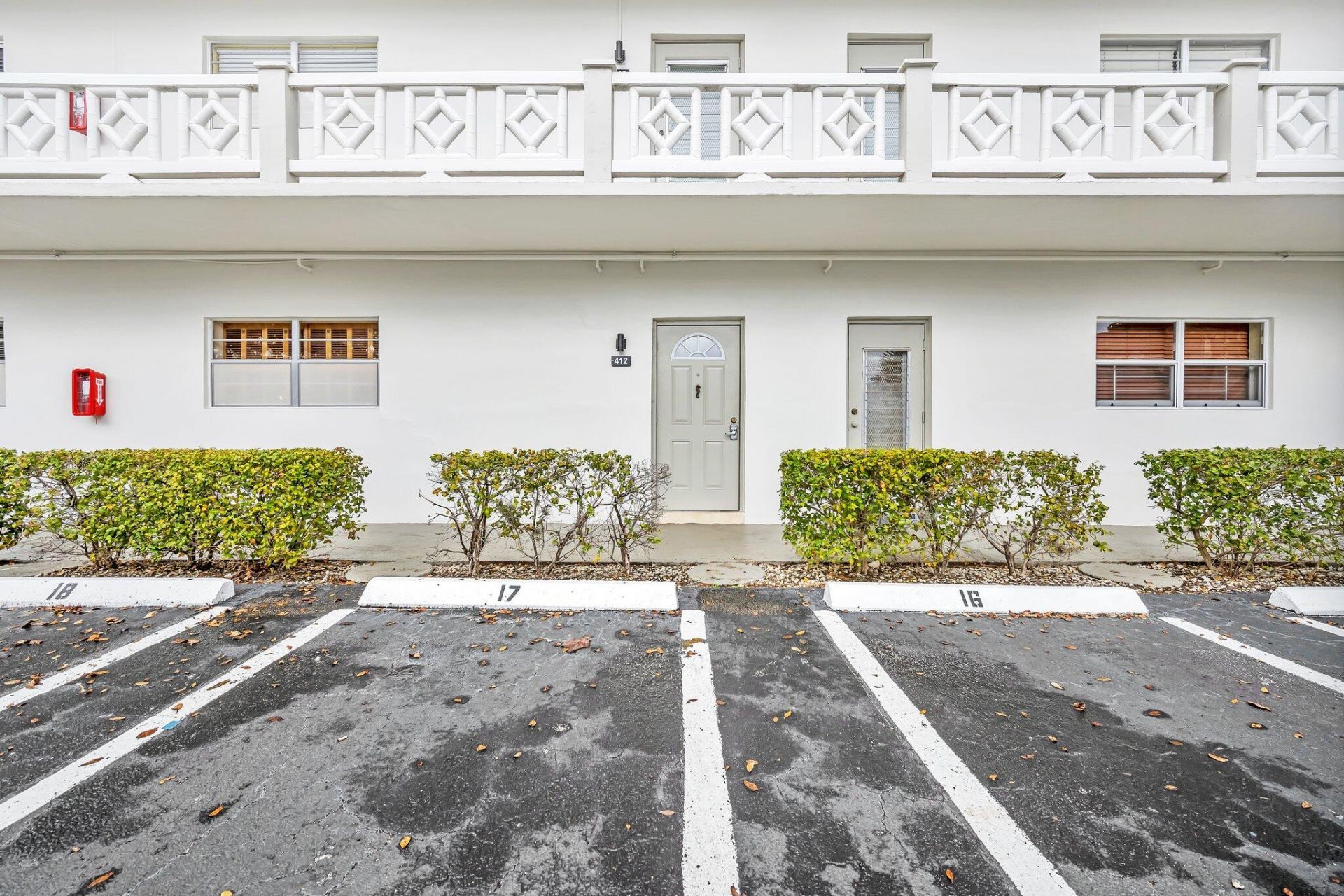 4805 NW 35th Street, Unit 412, Lauderdale Lakes, FL 33319 Photo