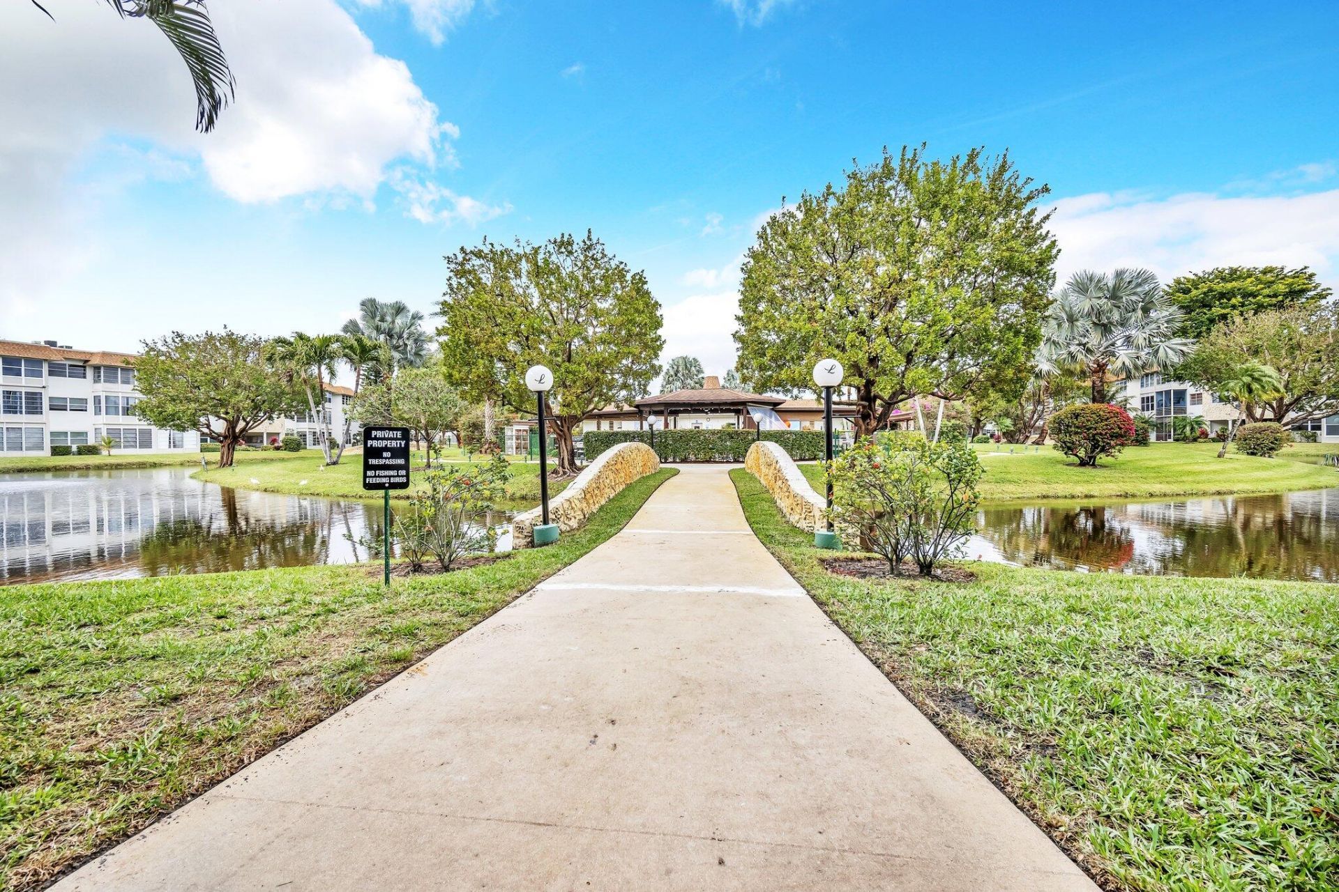 4805 NW 35th Street, Unit 412, Lauderdale Lakes, FL 33319 Photo