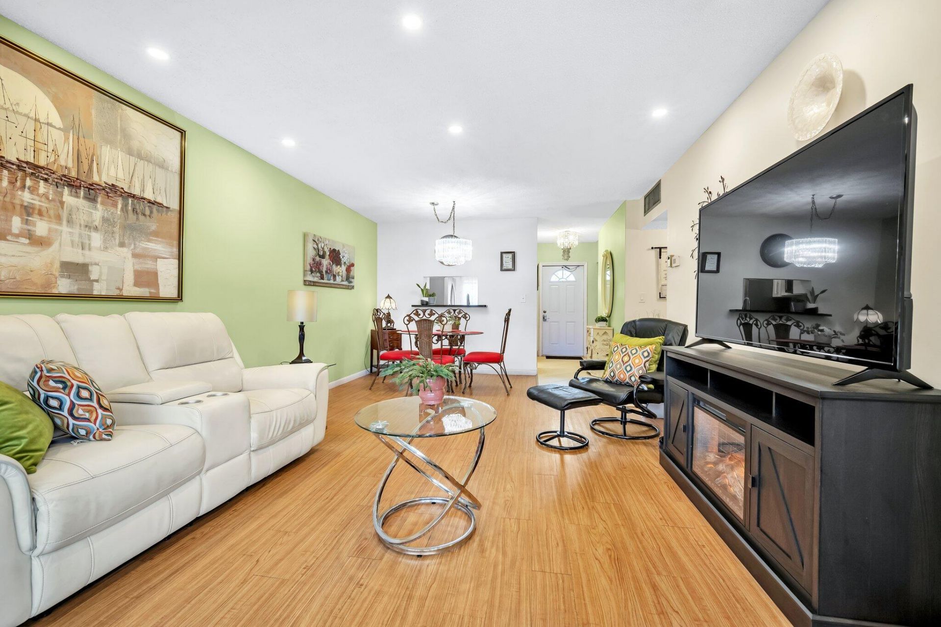 4805 NW 35th Street, Unit 412, Lauderdale Lakes, FL 33319 Photo