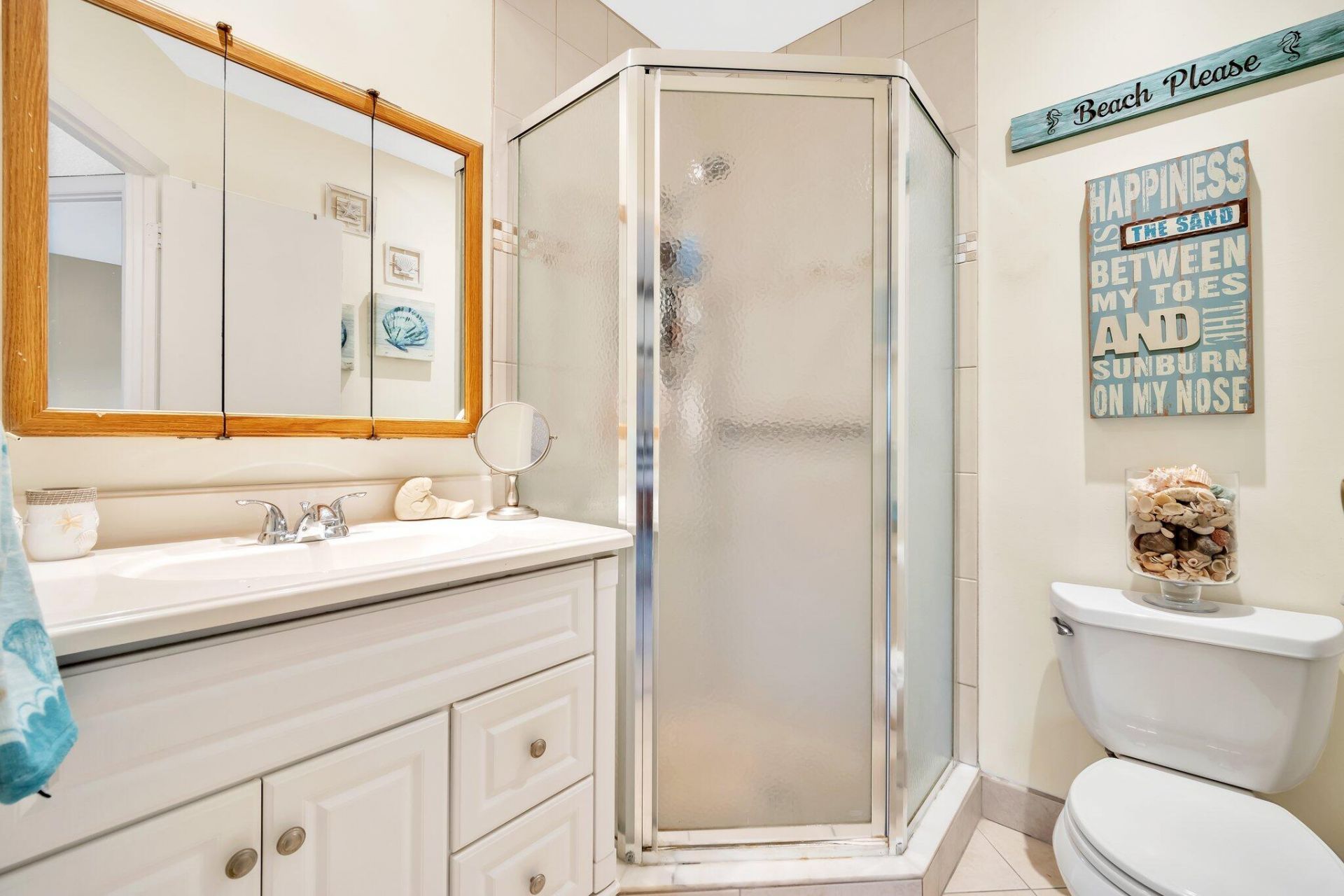 4805 NW 35th Street, Unit 412, Lauderdale Lakes, FL 33319 Photo