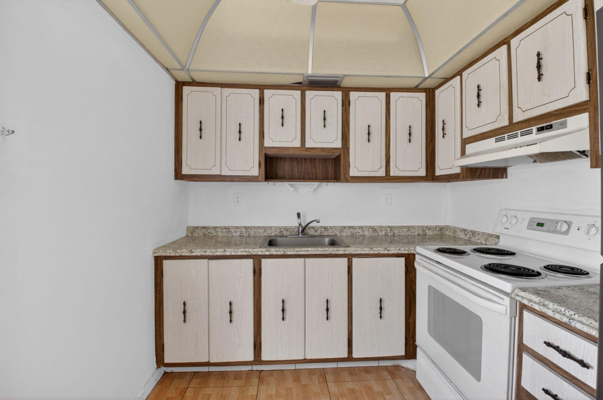 421 Piedmont, Unit I, Delray Beach, FL 33484 Photo
