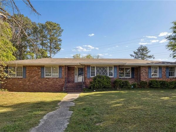 6852 Wendy Jean Drive, Morrow, GA 30260