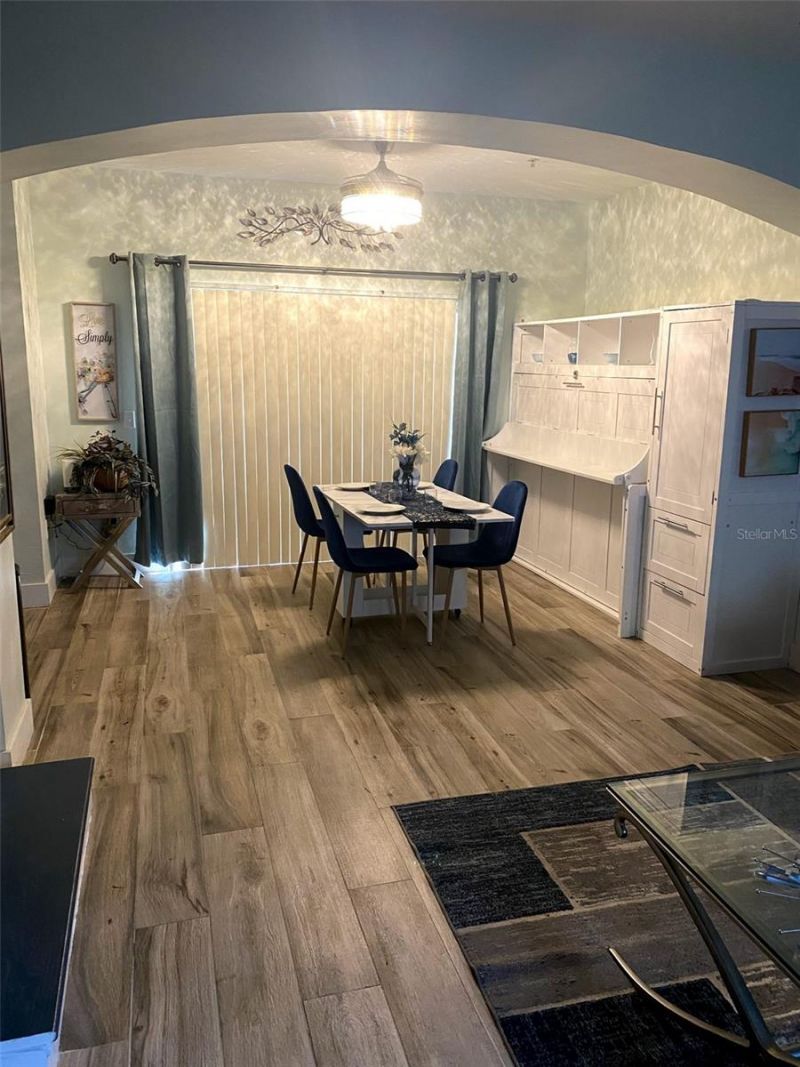 3304 Lisa Lane, Unit 102, Naples, FL 34109 Photo