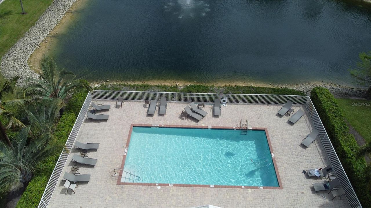 3304 Lisa Lane, Unit 102, Naples, FL 34109 Photo