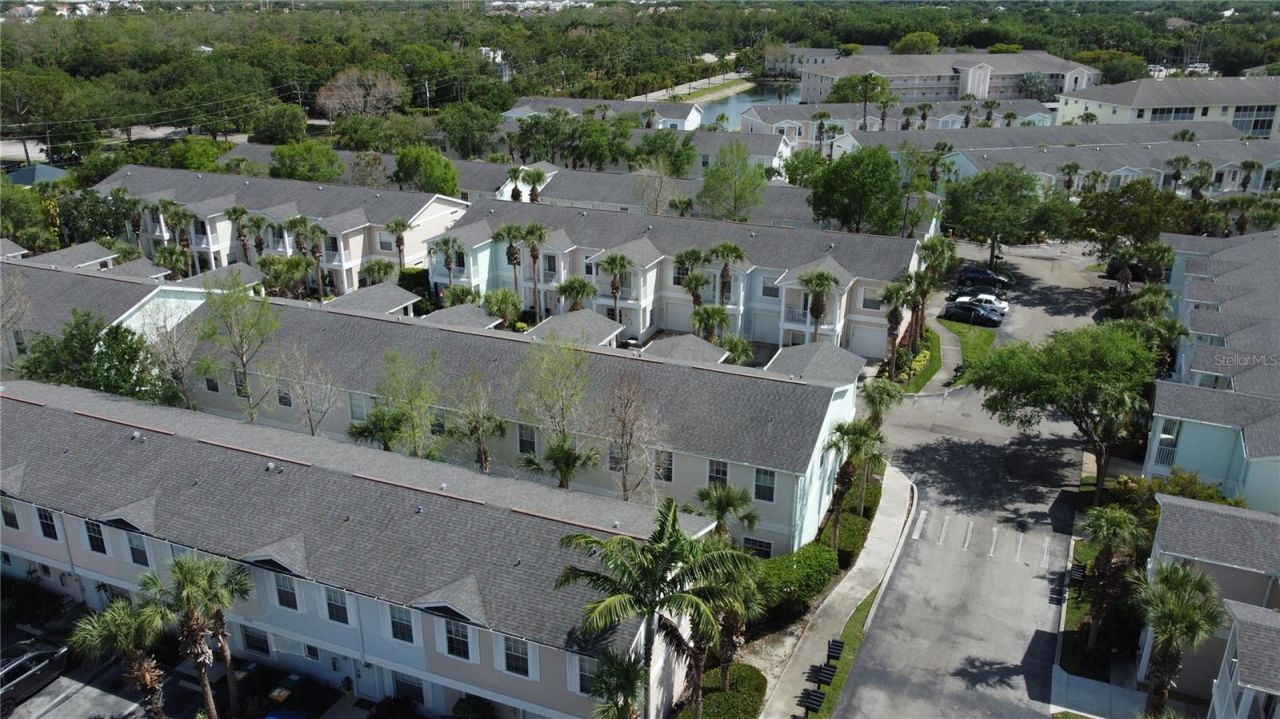 3304 Lisa Lane, Unit 102, Naples, FL 34109 Photo