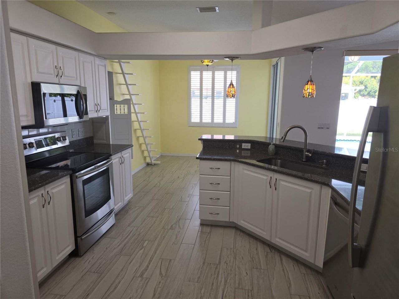 7404 38th Court E, Sarasota, FL 34243 Photo