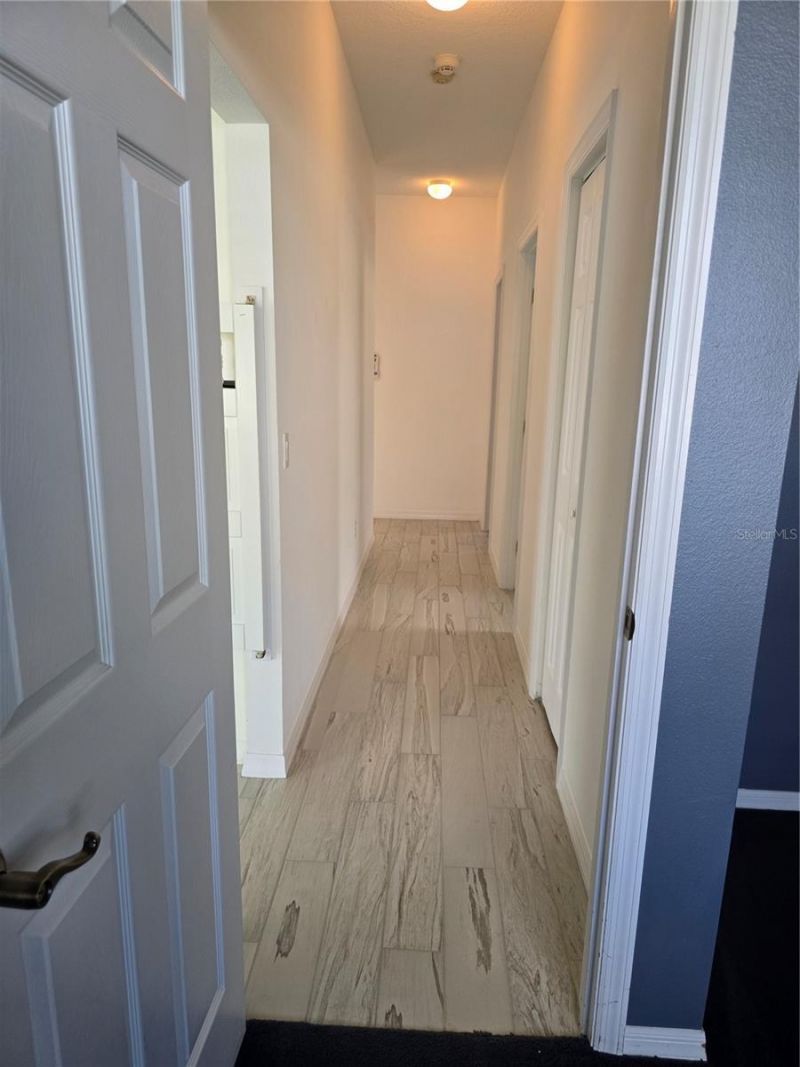 7404 38th Court E, Sarasota, FL 34243 Photo