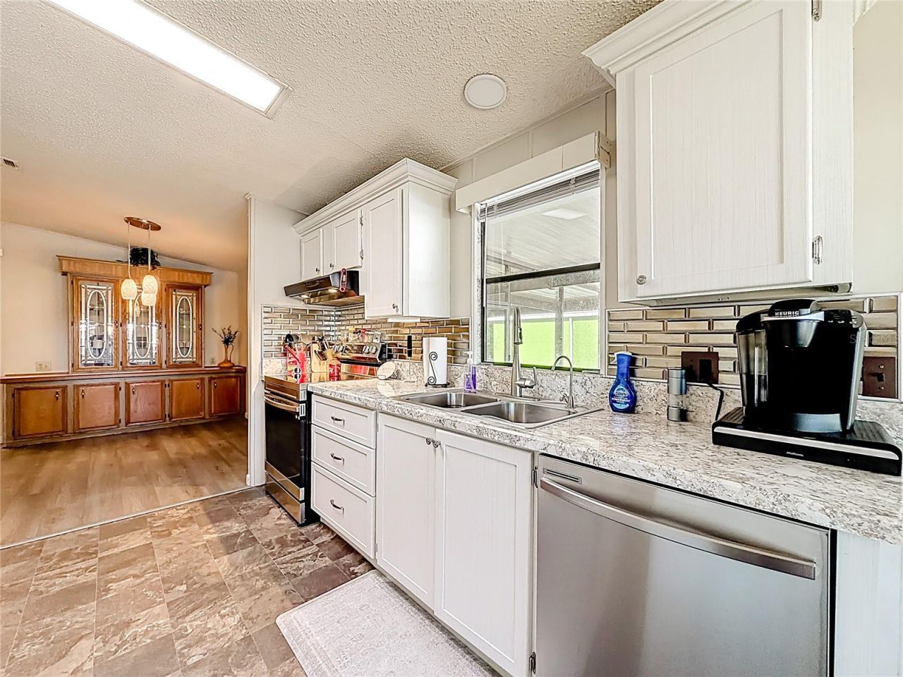 1690 Elkhart Circle, Tavares, FL 32778 Photo