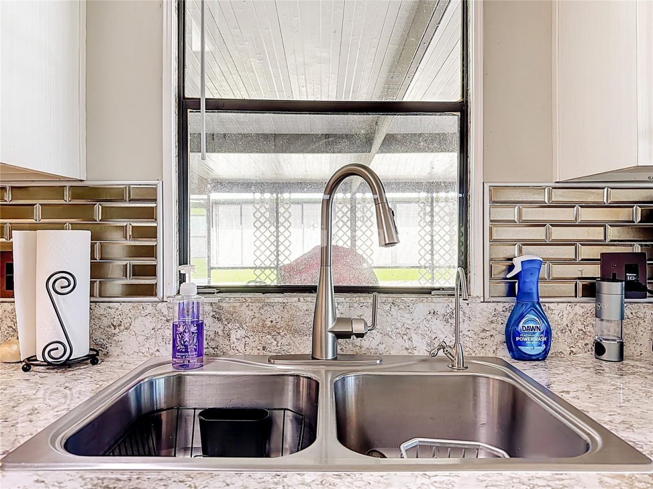 1690 Elkhart Circle, Tavares, FL 32778 Photo