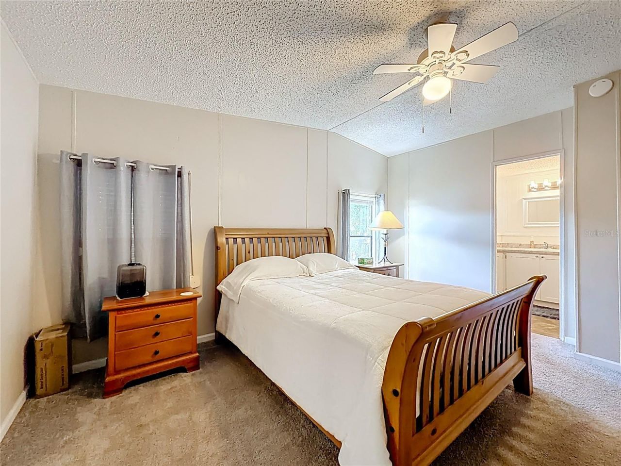 1690 Elkhart Circle, Tavares, FL 32778 Photo