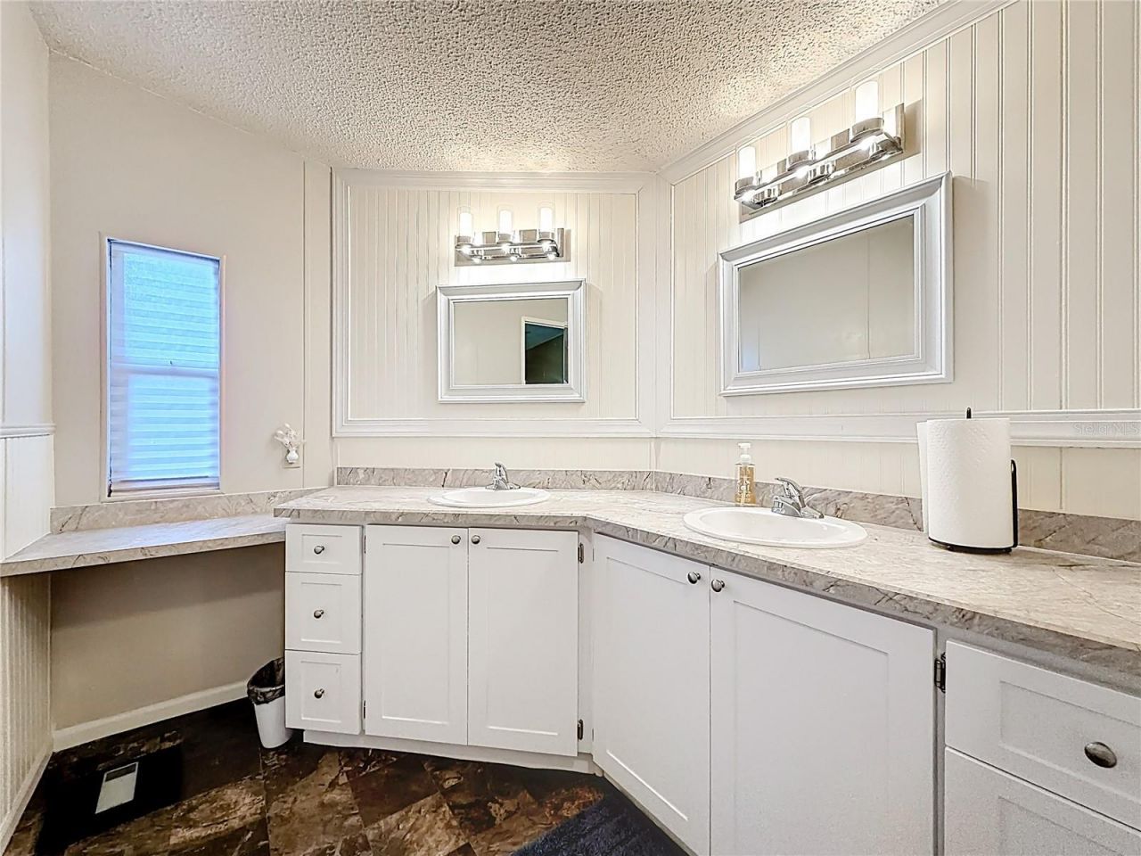 1690 Elkhart Circle, Tavares, FL 32778 Photo