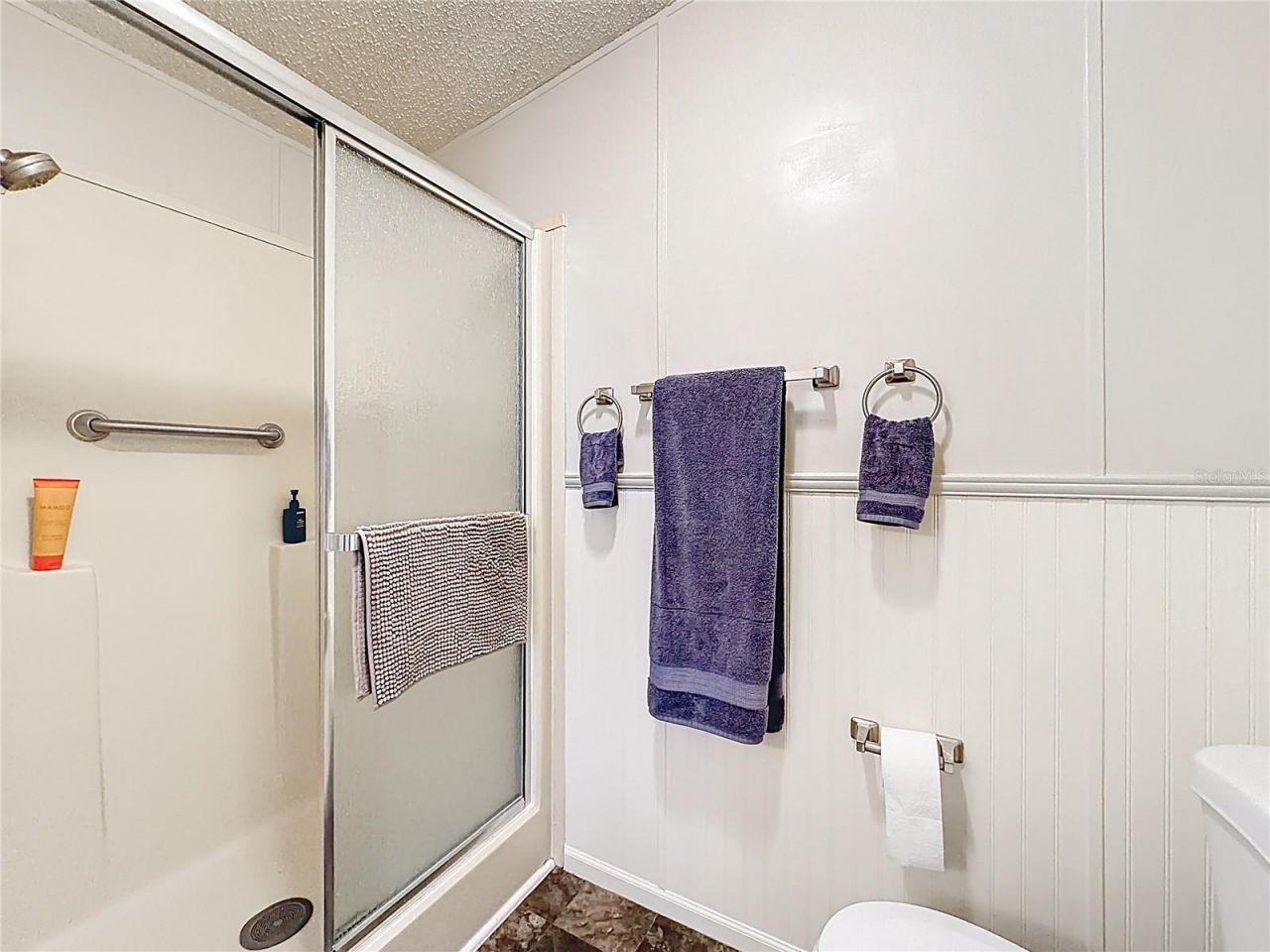 1690 Elkhart Circle, Tavares, FL 32778 Photo