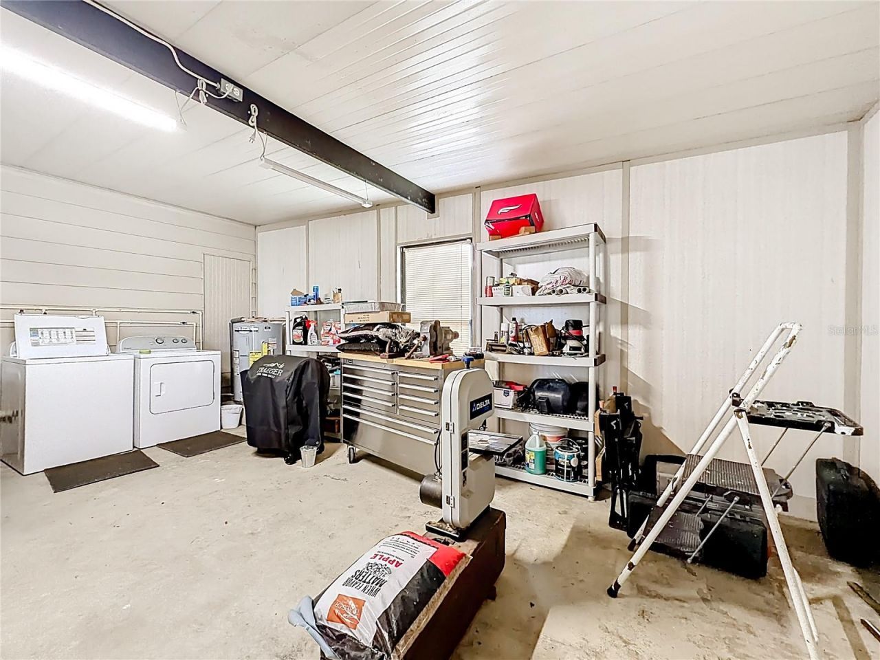 1690 Elkhart Circle, Tavares, FL 32778 Photo