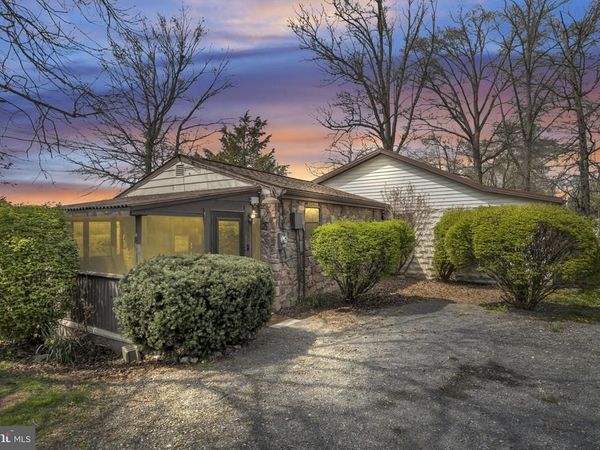 407 POTATO ROAD , CARLISLE, PA 17015