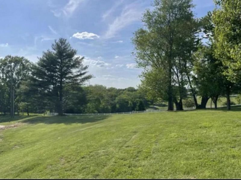 9230 E Bend Road, Burlington, KY 41005 Photo 4