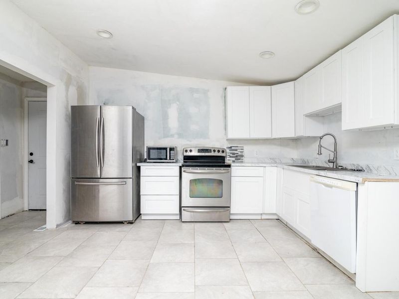 479 Town Street , Circleville, OH 43113 Photo 8