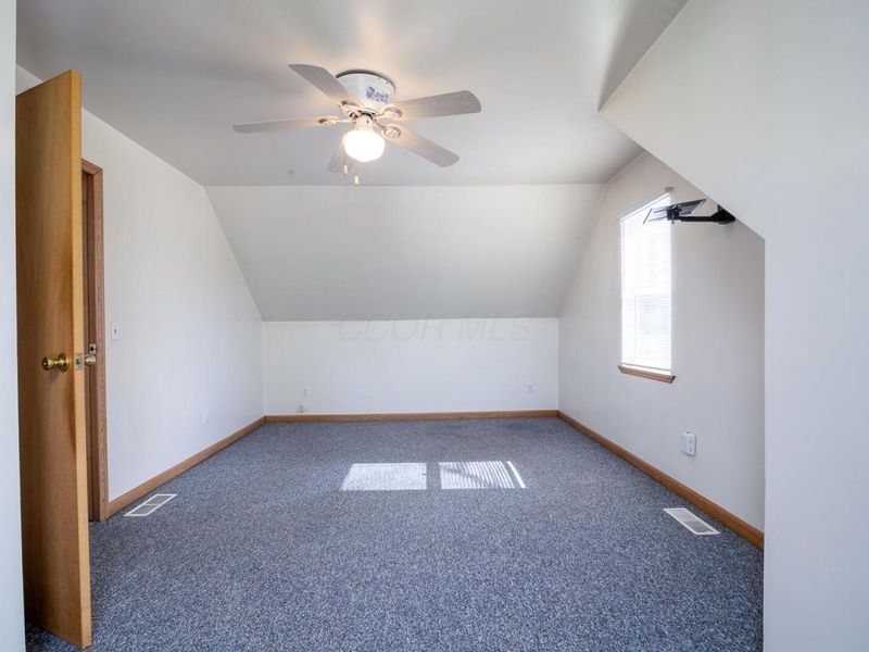 581 E Main Street , Circleville, OH 43113 Photo 12