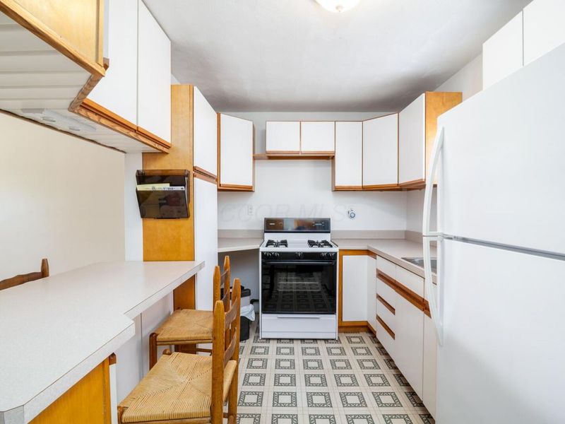 581 E Main Street , Circleville, OH 43113 Photo 2