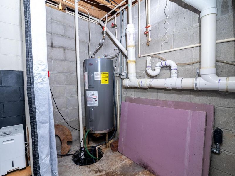 581 E Main Street , Circleville, OH 43113 Photo 23