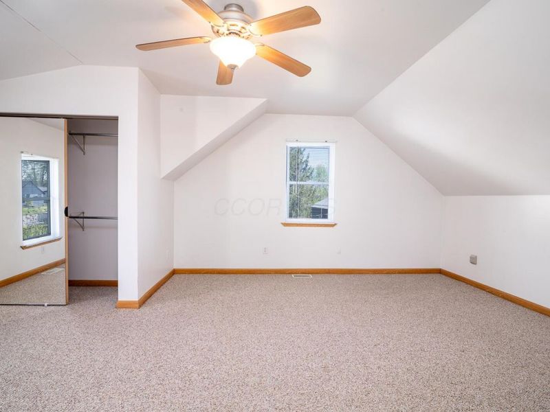 581 E Main Street , Circleville, OH 43113 Photo 9