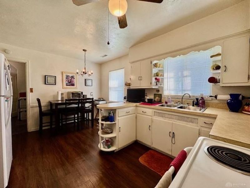 220 E Sunrise Avenue, Trotwood, OH 45426 Photo 14