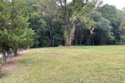 1015 B Elgin Estates Drive  photo 4