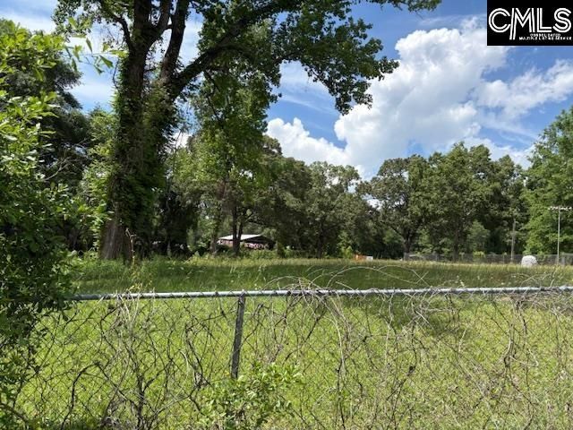 1015 B Elgin Estates Drive  Photo 7