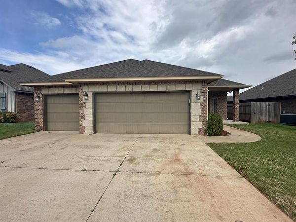 8017 NW 160th Terrace, Edmond, OK 73013