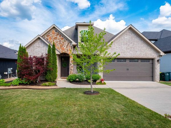 3 Sycamore Court , Little Rock, AR 72223