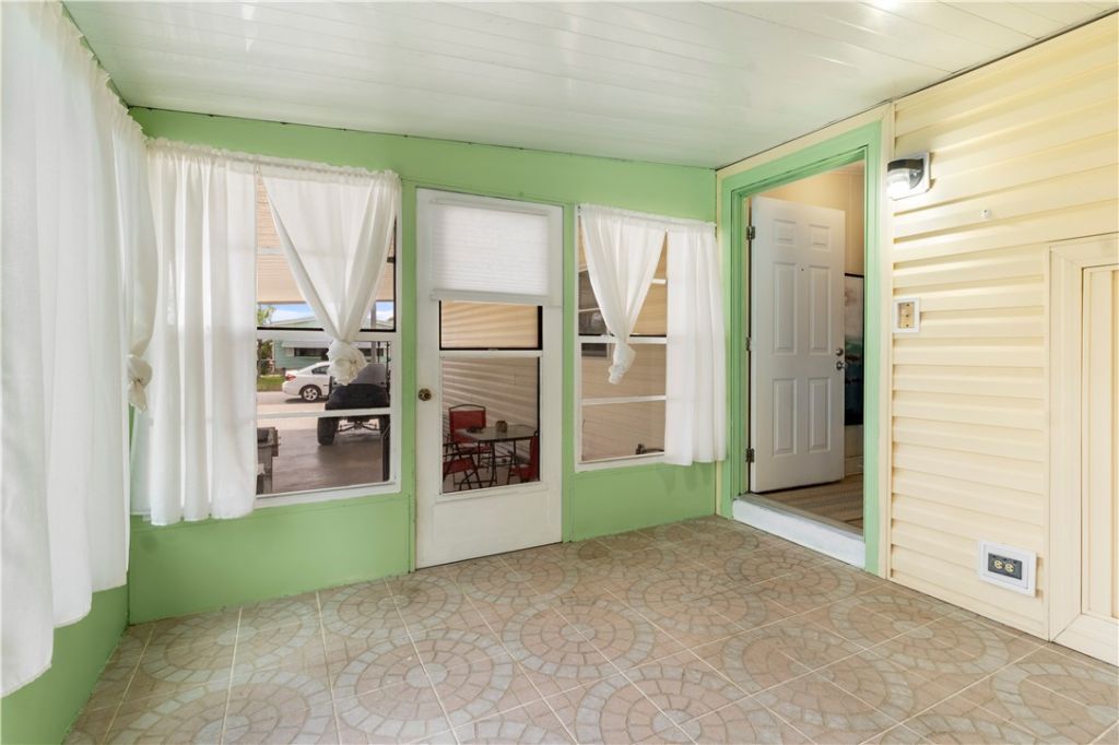 624 Wedelia Drive, Sebastian, FL 32976 Photo