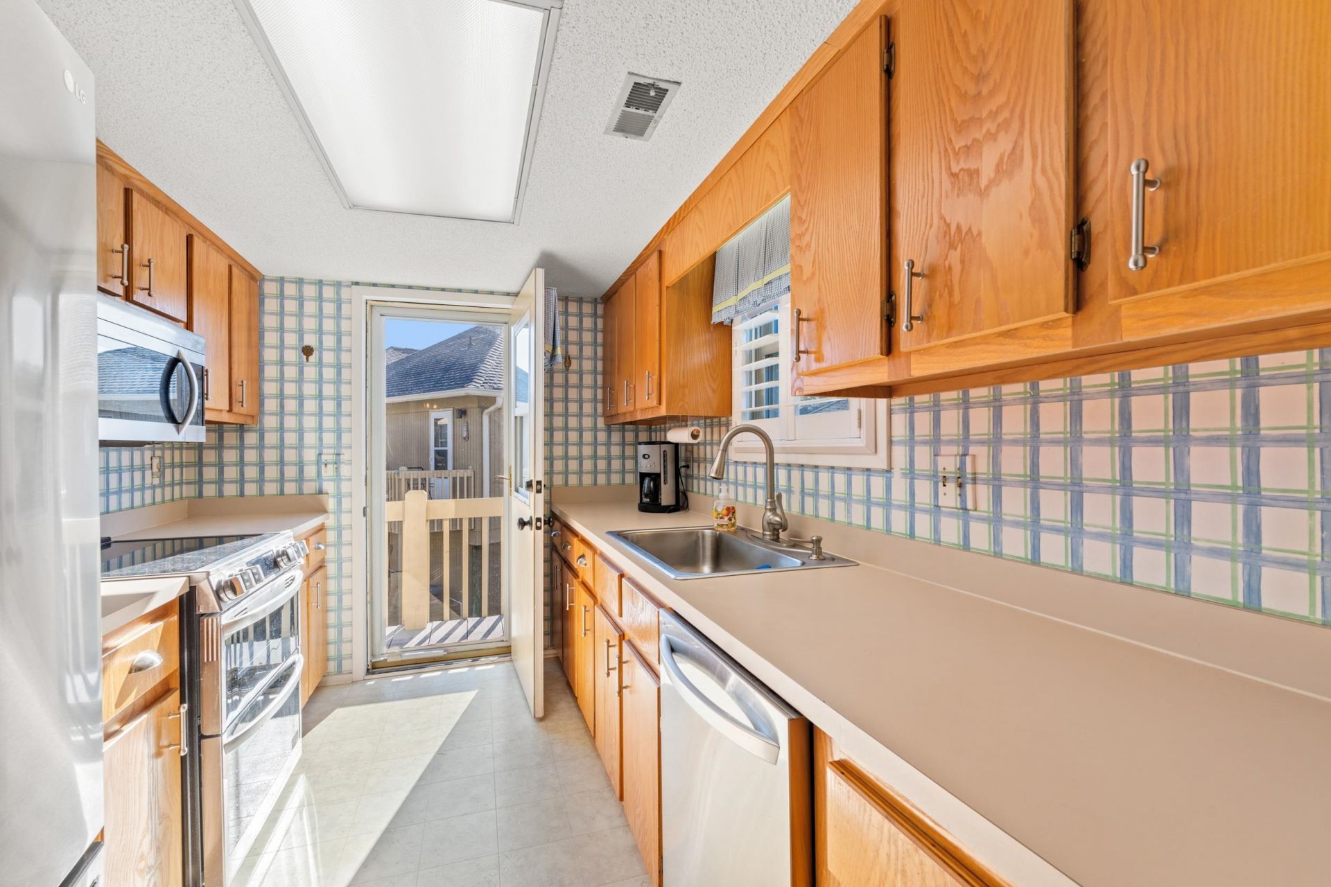 135 Marshland Ct. Photo 21