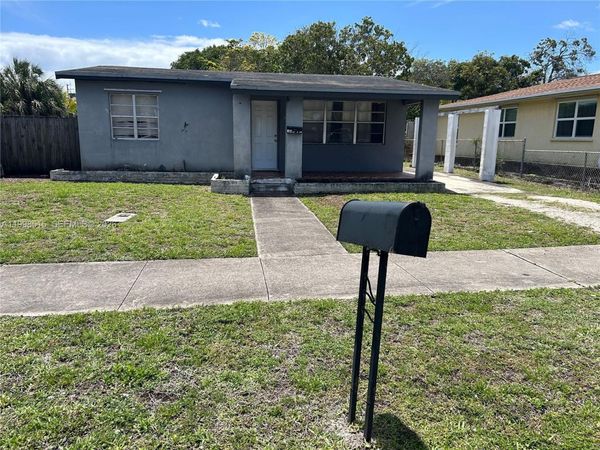 164 SW 2nd Ct , Deerfield Beach, FL 33441