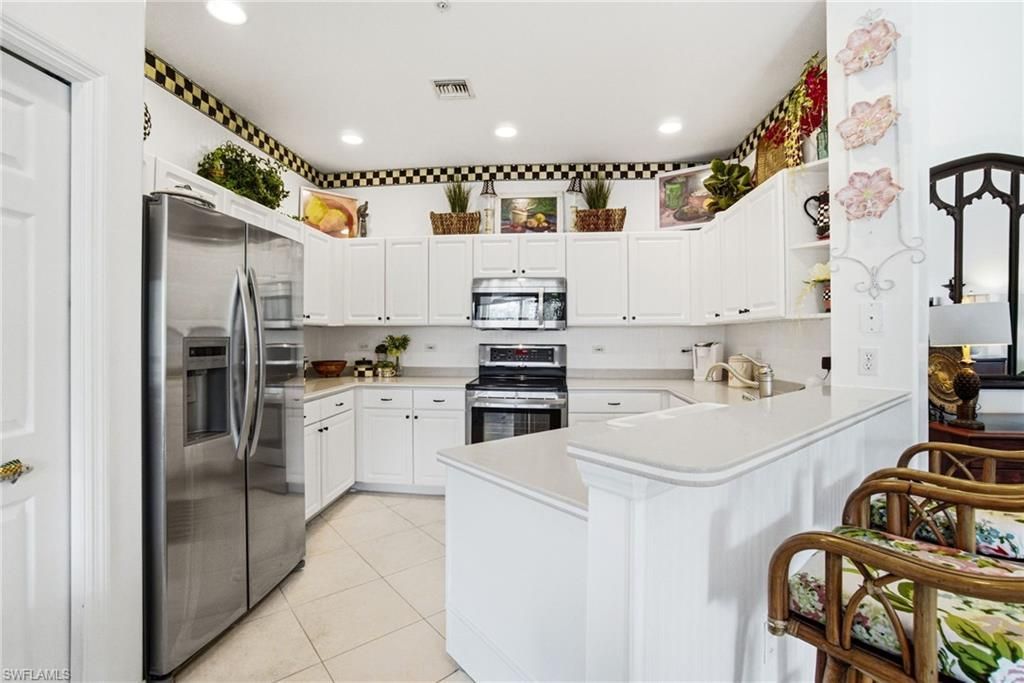8430 Radcliffe Ter, Unit 202, Naples, FL 34120 Photo