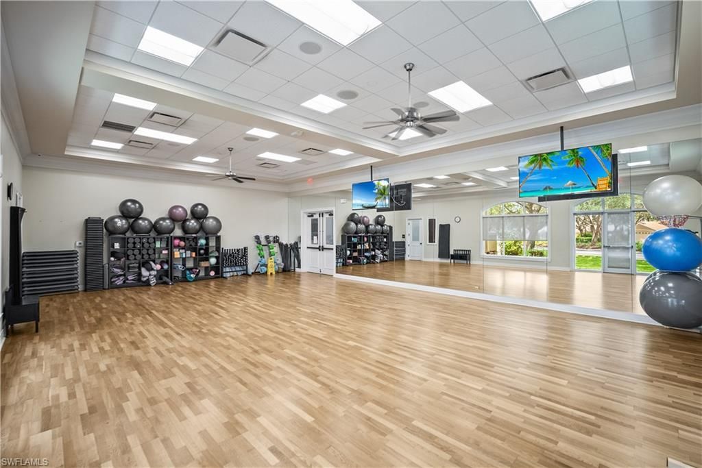 8430 Radcliffe Ter, Unit 202, Naples, FL 34120 Photo