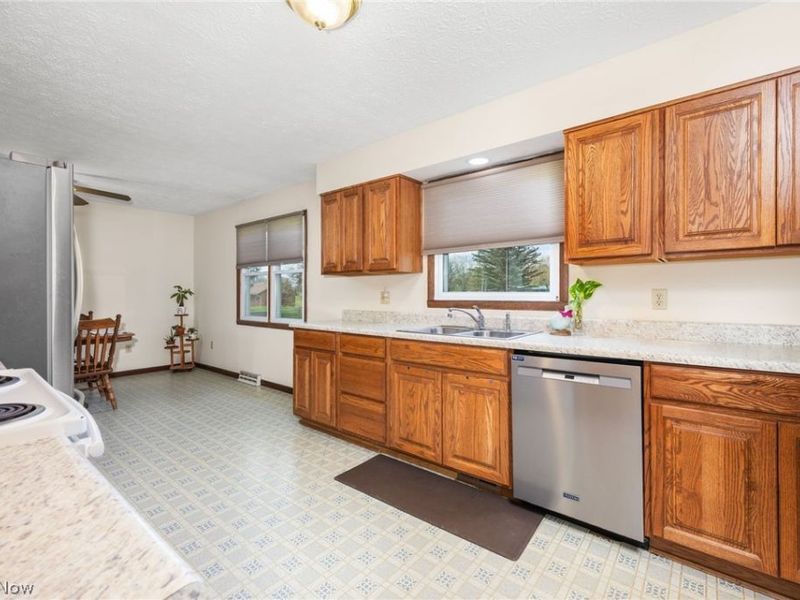 9810 Daniels Road , Seville, OH 44273 Photo 10