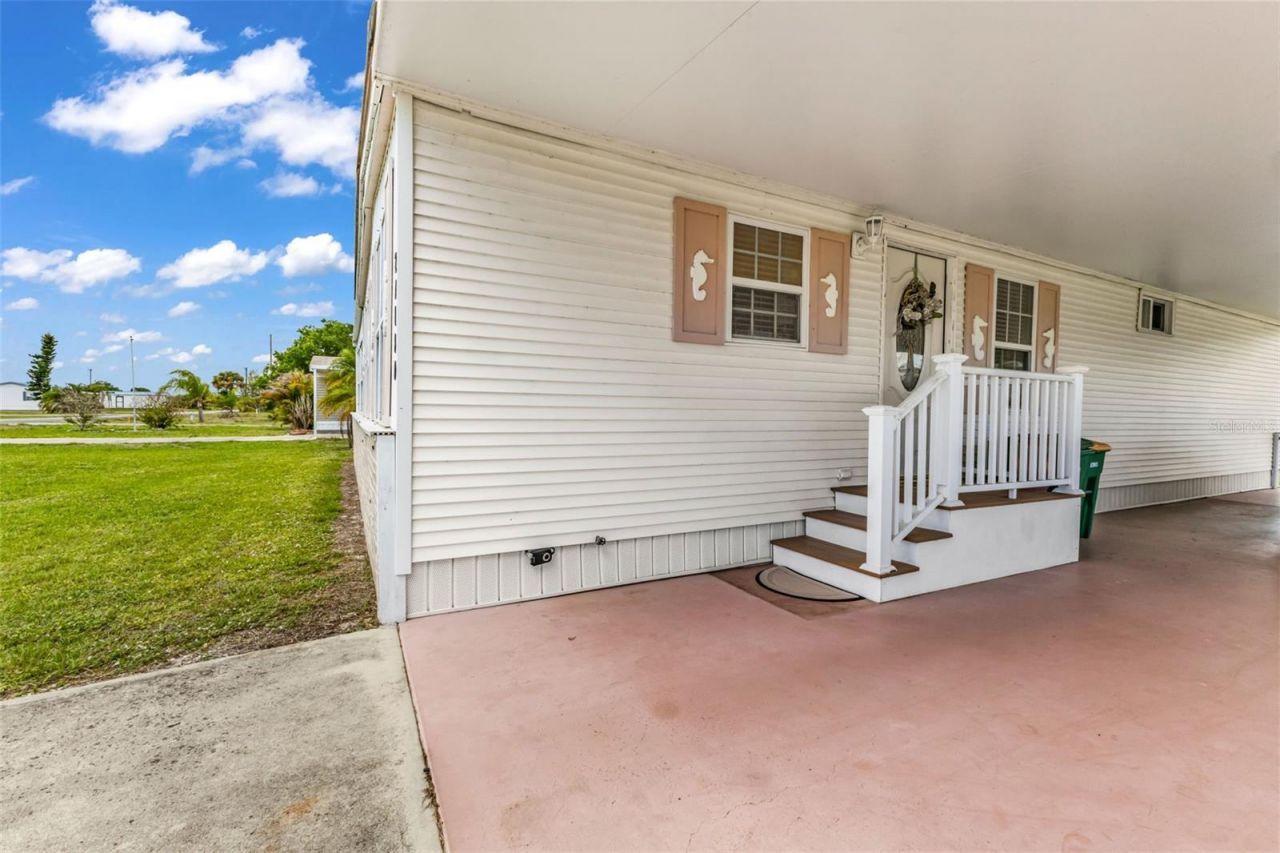 29180 Crawford Avenue, Punta Gorda, FL 33982 Photo
