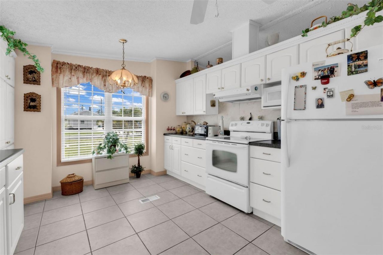 29180 Crawford Avenue, Punta Gorda, FL 33982 Photo