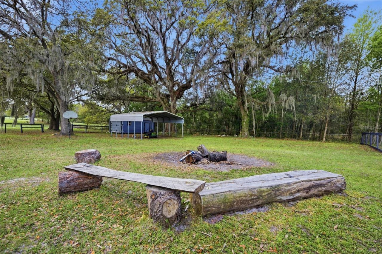 18850 SE 12th Lane , Williston, FL 32696 Photo