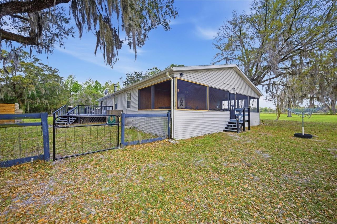 18850 SE 12th Lane , Williston, FL 32696 Photo
