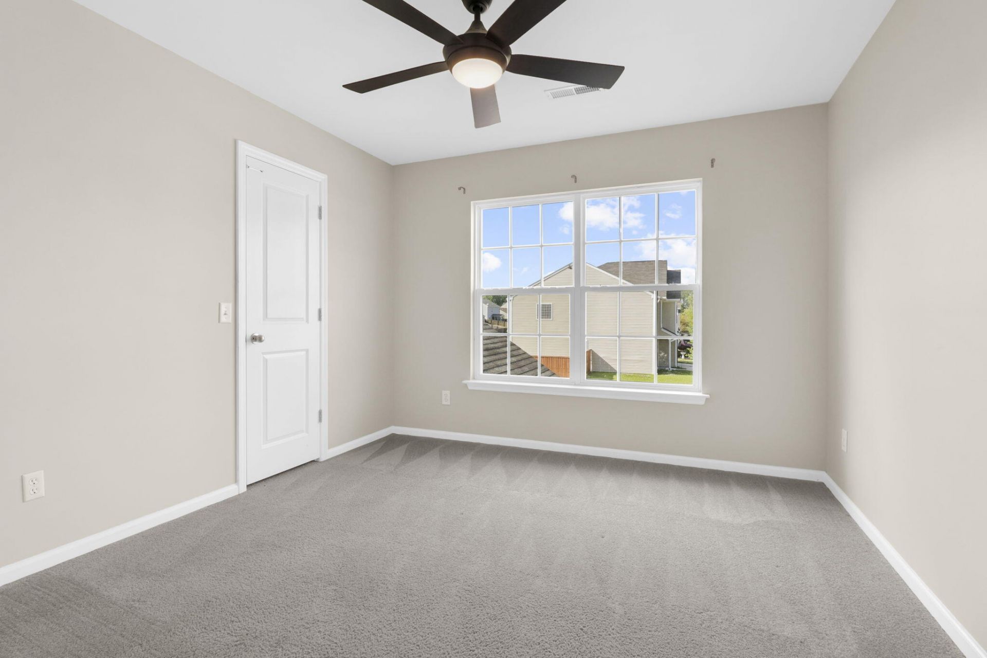 254 Donatella Drive Photo 26