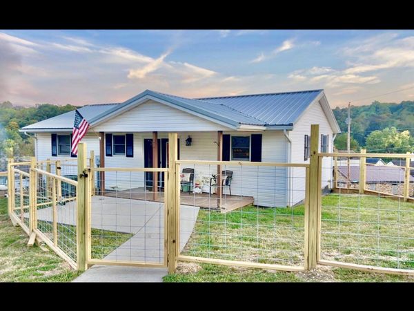 210 Orchard Street , Shawnee, OH 43782